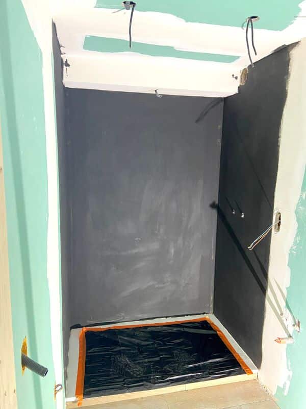 rénovation complète d'une salle de bain | PEGABAT